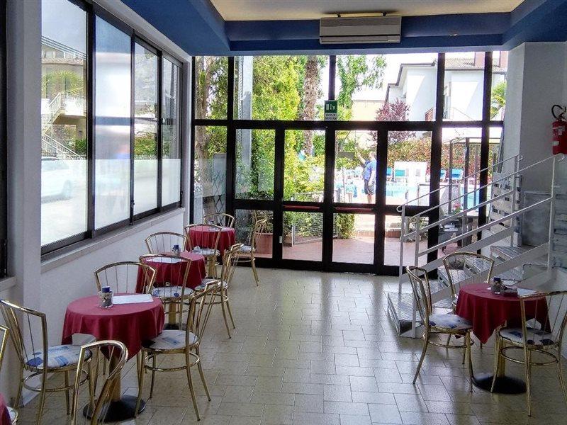 Hotel Centrale Eraclea Mare Exterior foto