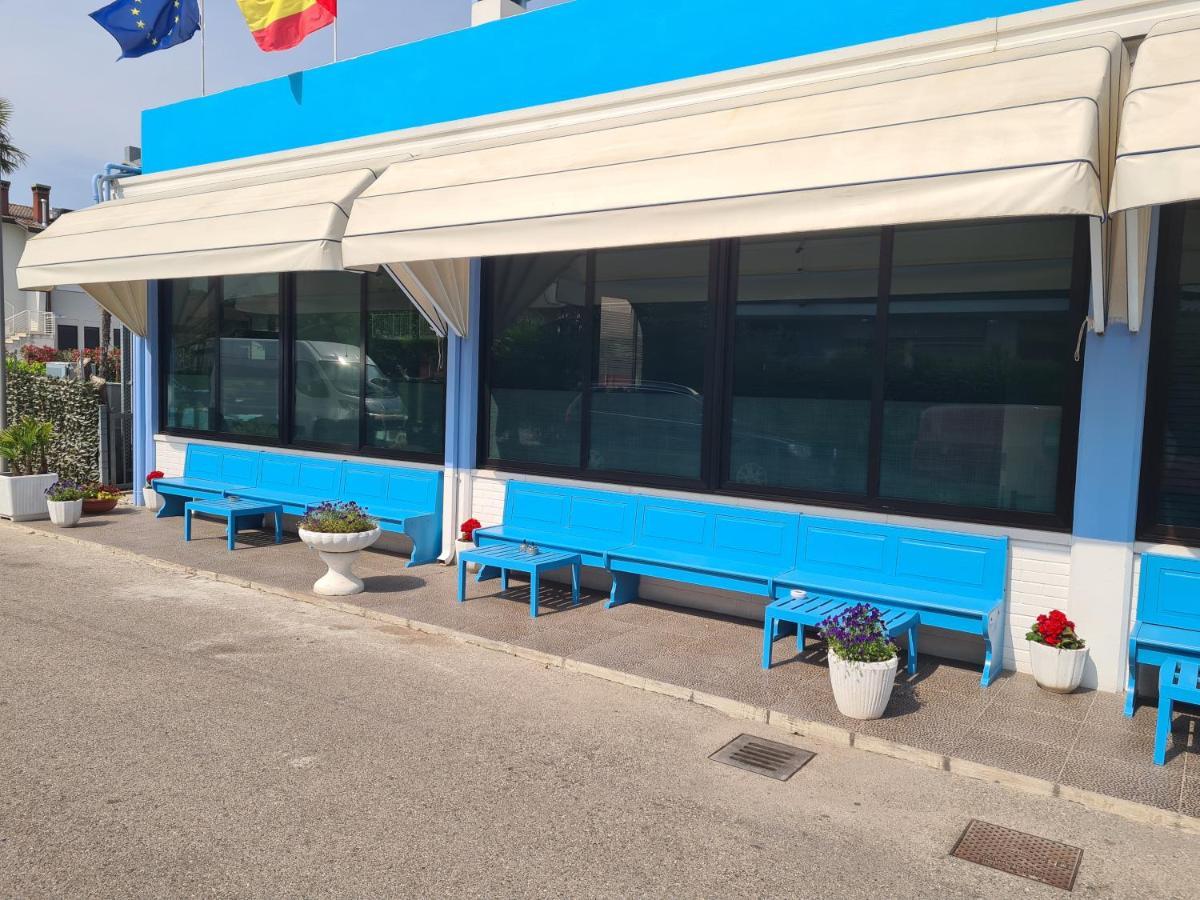 Hotel Centrale Eraclea Mare Exterior foto