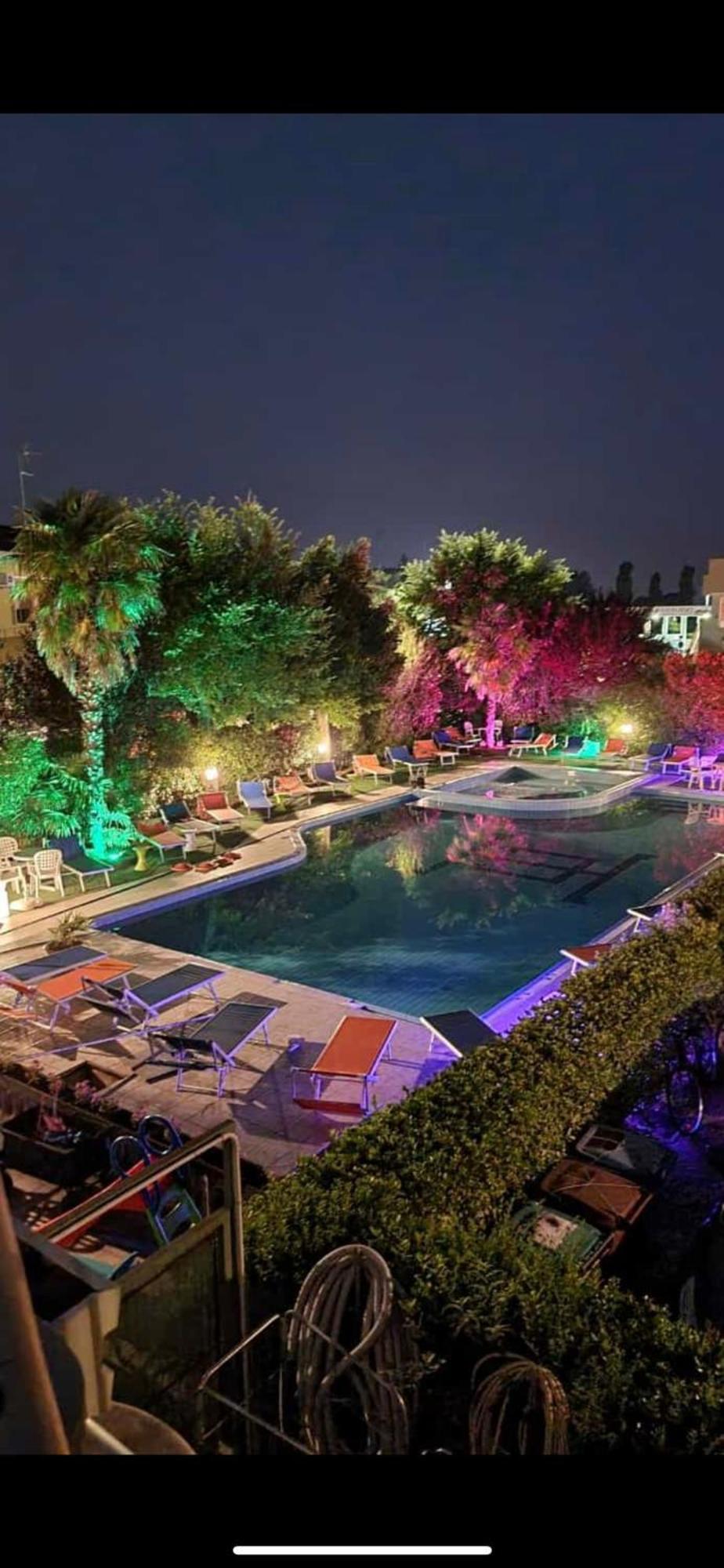 Hotel Centrale Eraclea Mare Exterior foto
