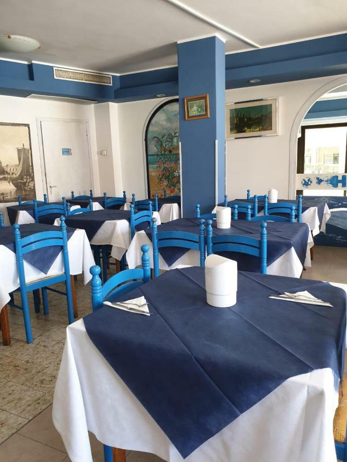 Hotel Centrale Eraclea Mare Exterior foto